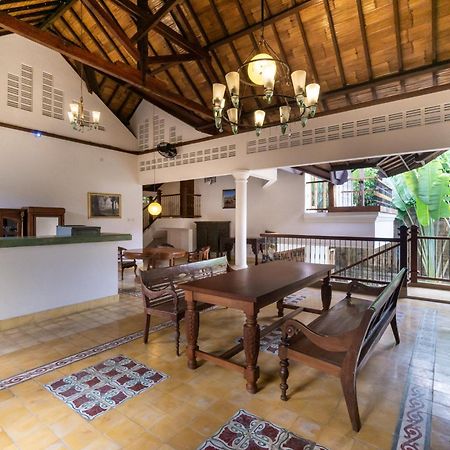 Bali Royal Heritage Villa Seminyak Exteriör bild