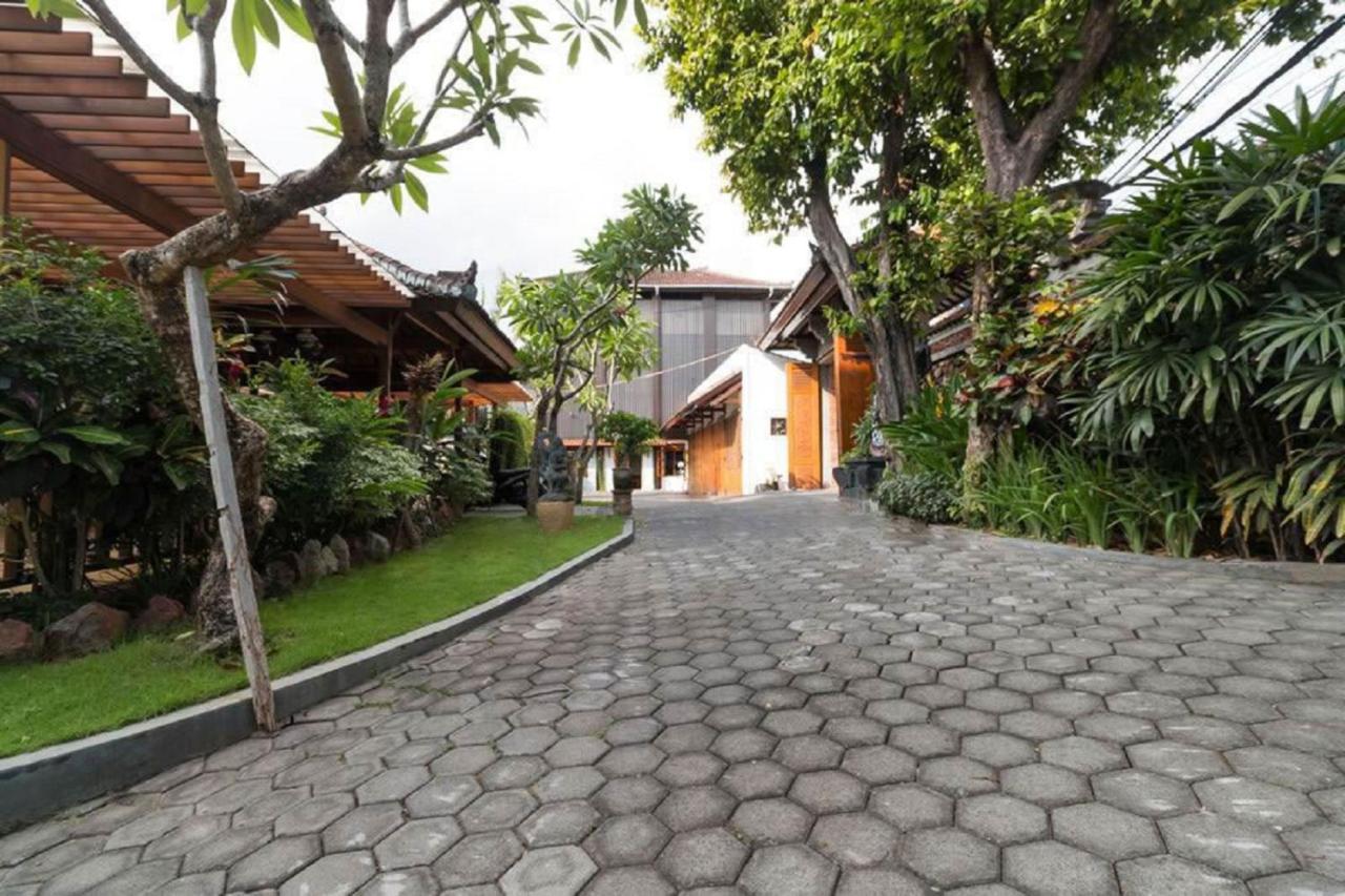 Bali Royal Heritage Villa Seminyak Exteriör bild