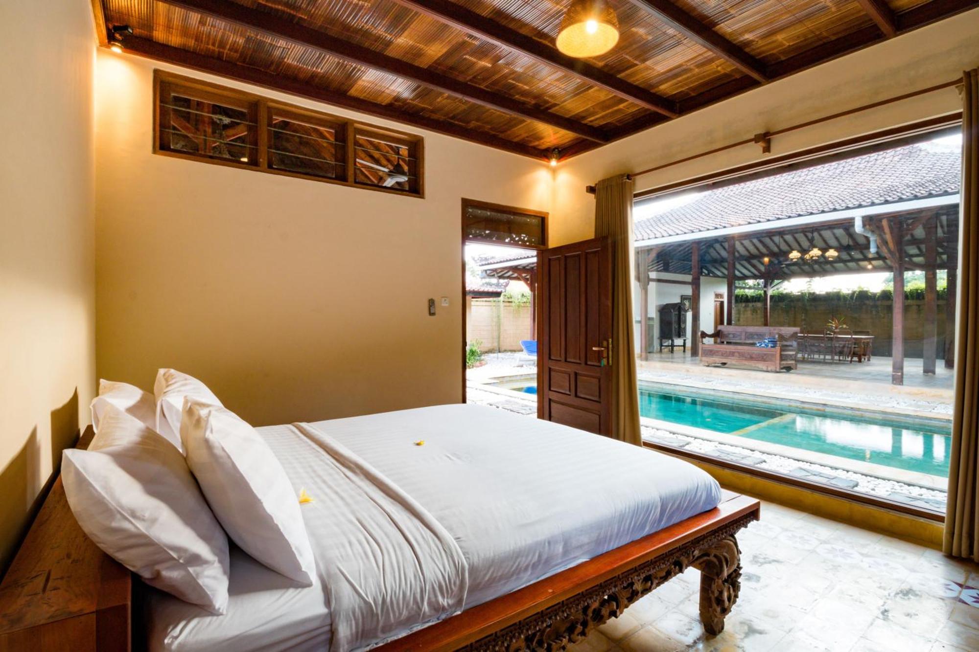 Bali Royal Heritage Villa Seminyak Exteriör bild