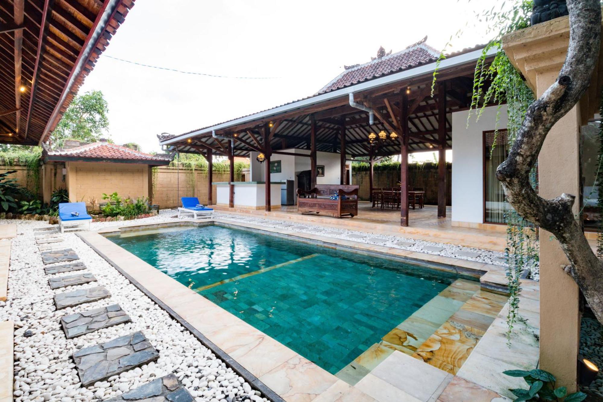 Bali Royal Heritage Villa Seminyak Exteriör bild