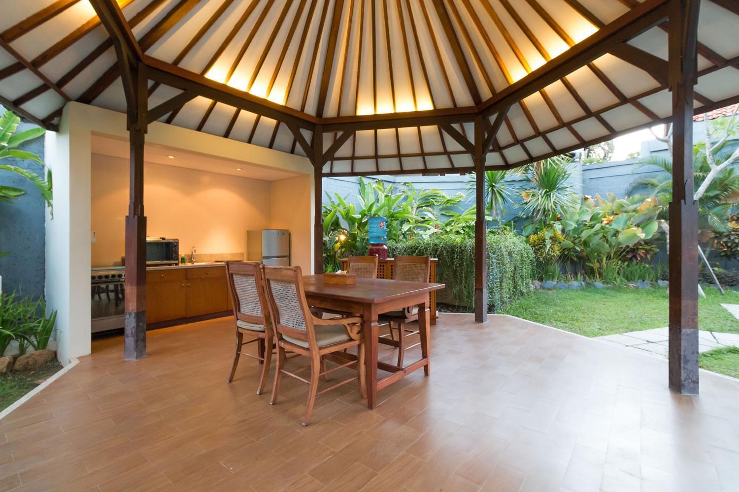 Bali Royal Heritage Villa Seminyak Exteriör bild