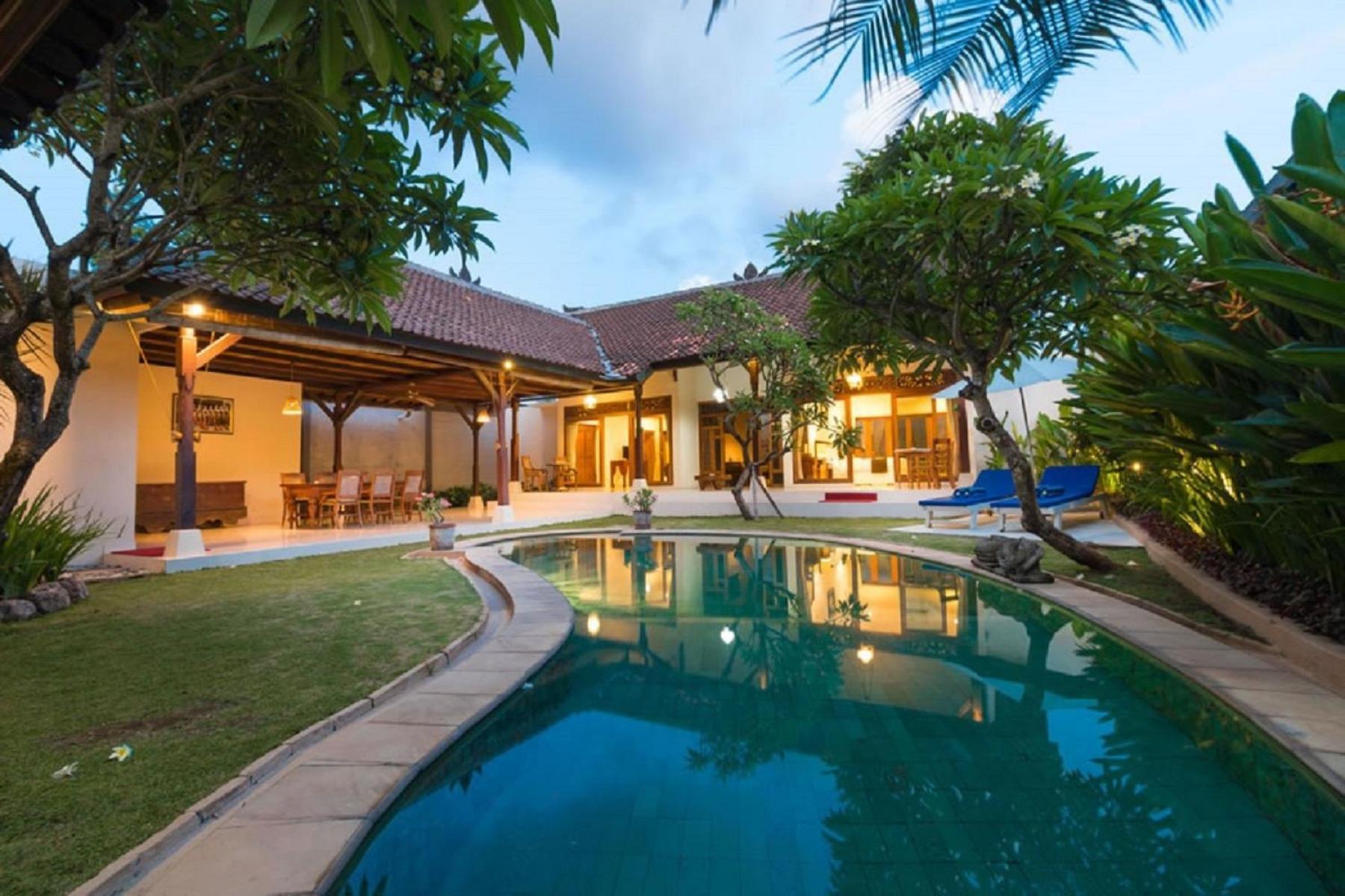 Bali Royal Heritage Villa Seminyak Exteriör bild